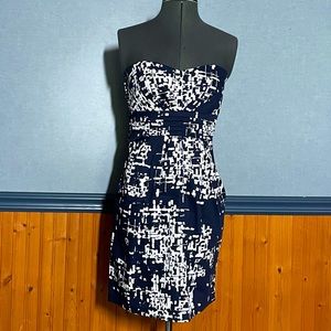 Strapless tie back dress